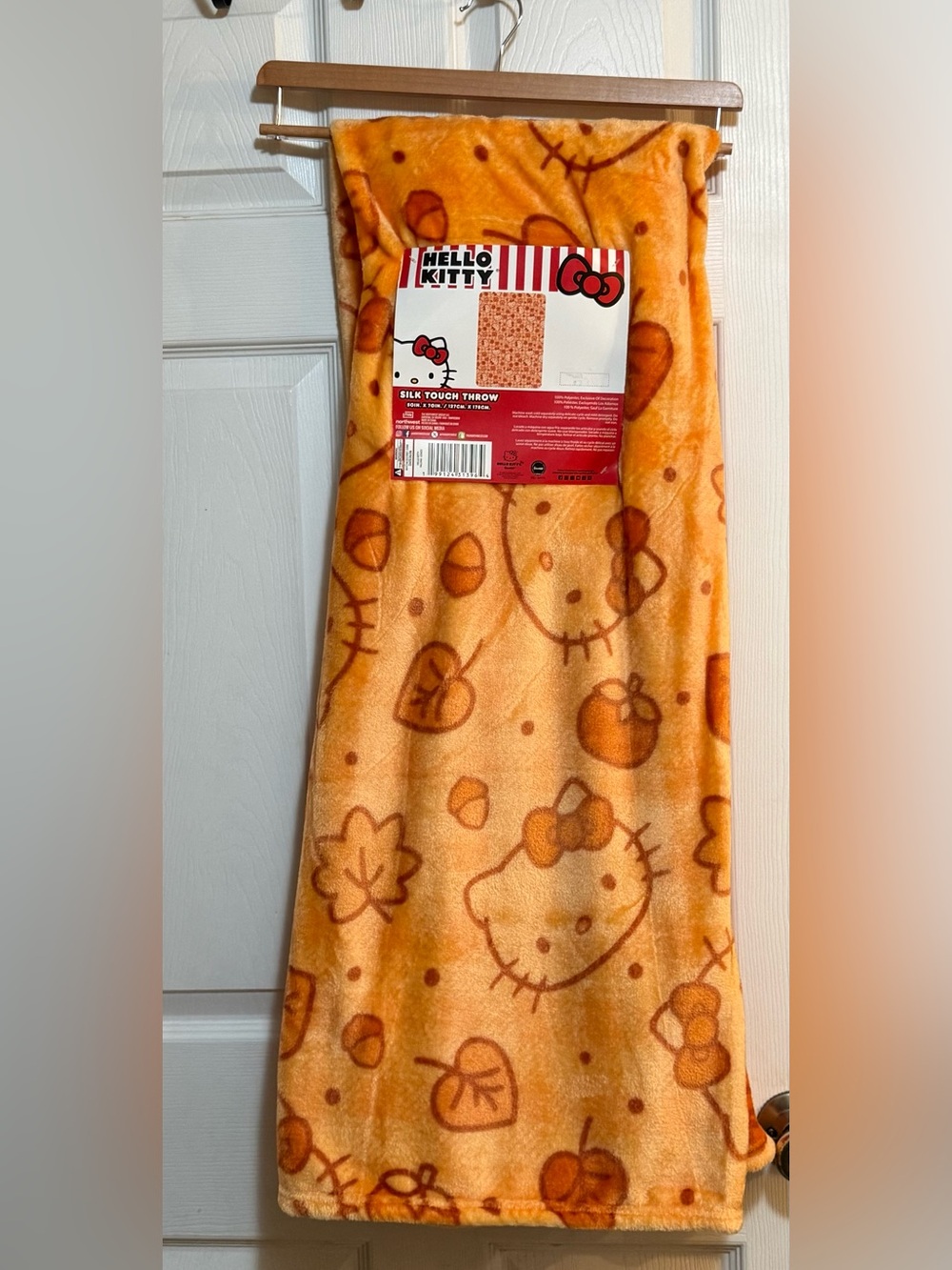 Hello Kitty Fall Throw Blanket